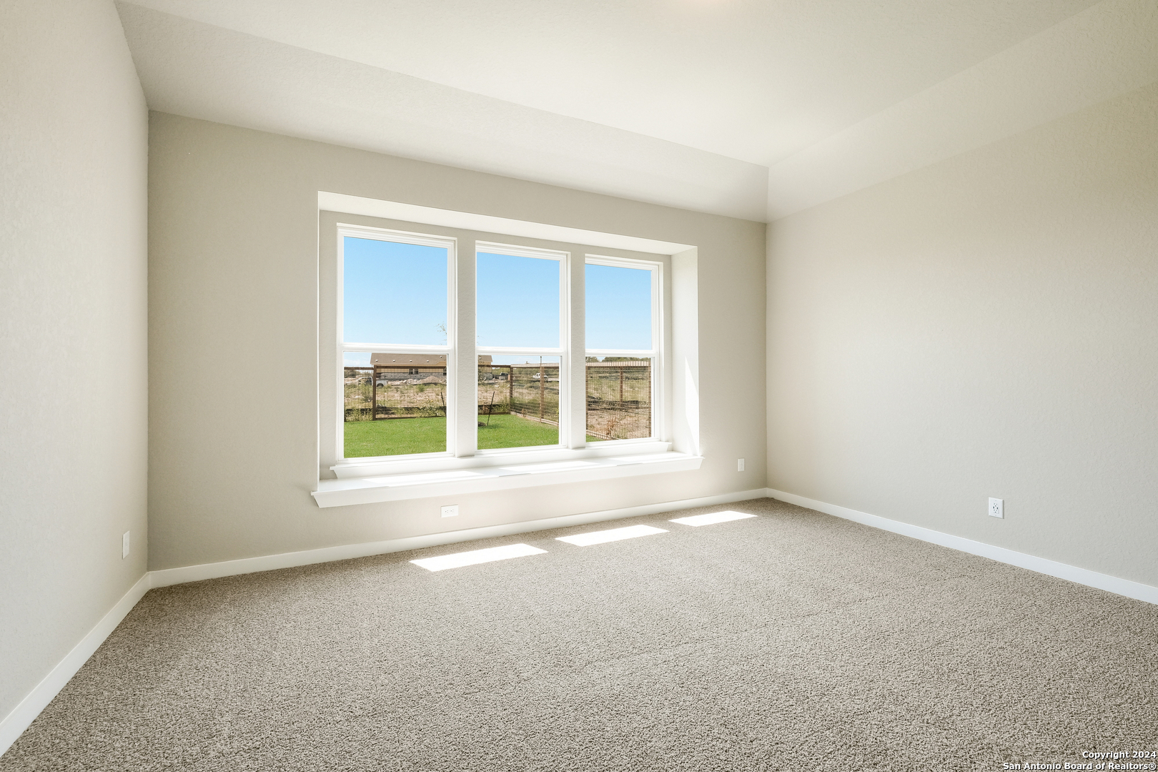 12216 Latticework Schertz, TX 78154 - Photo 12 of 26