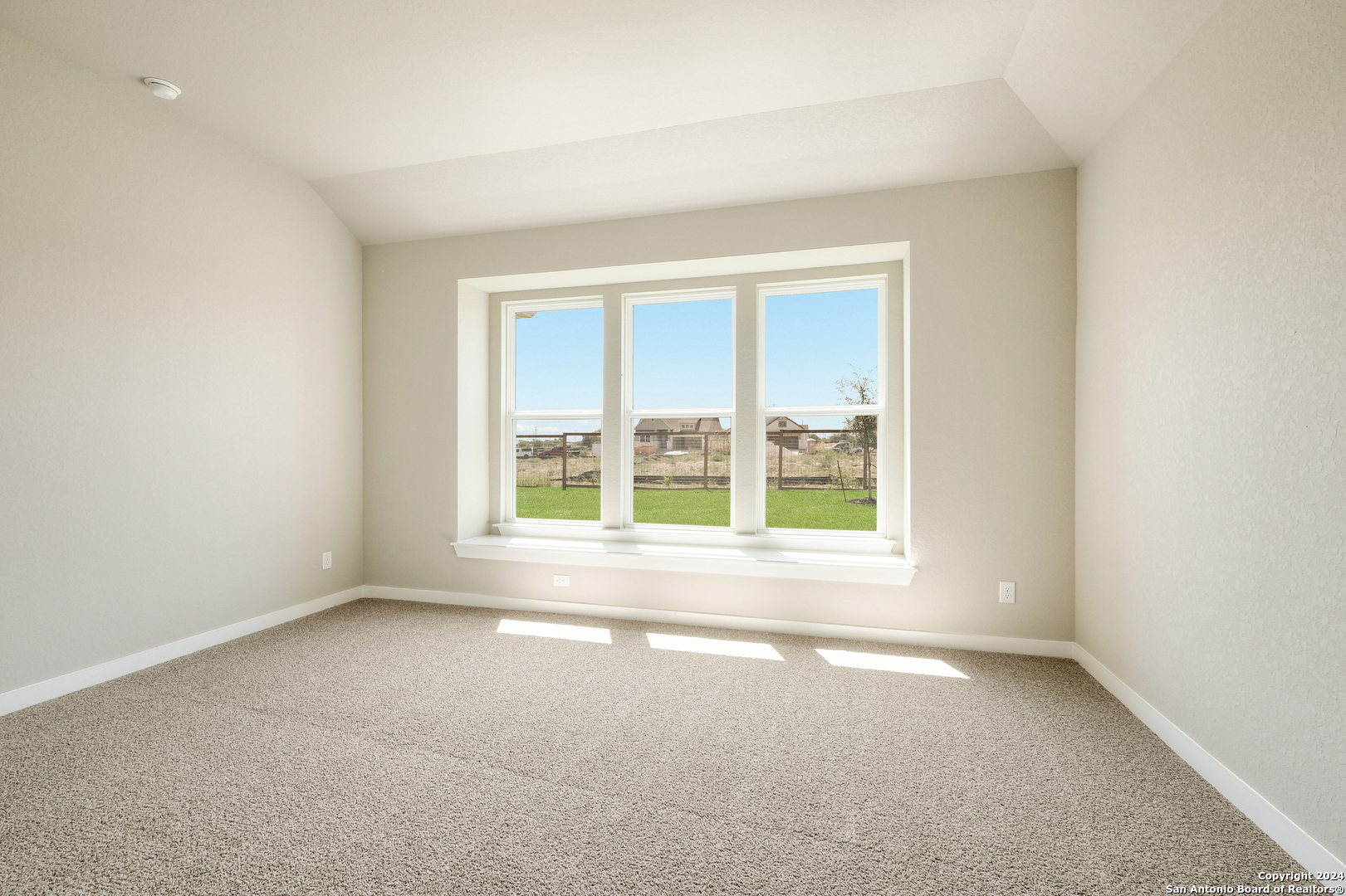 12216 Latticework Schertz, TX 78154 - Photo 13 of 26