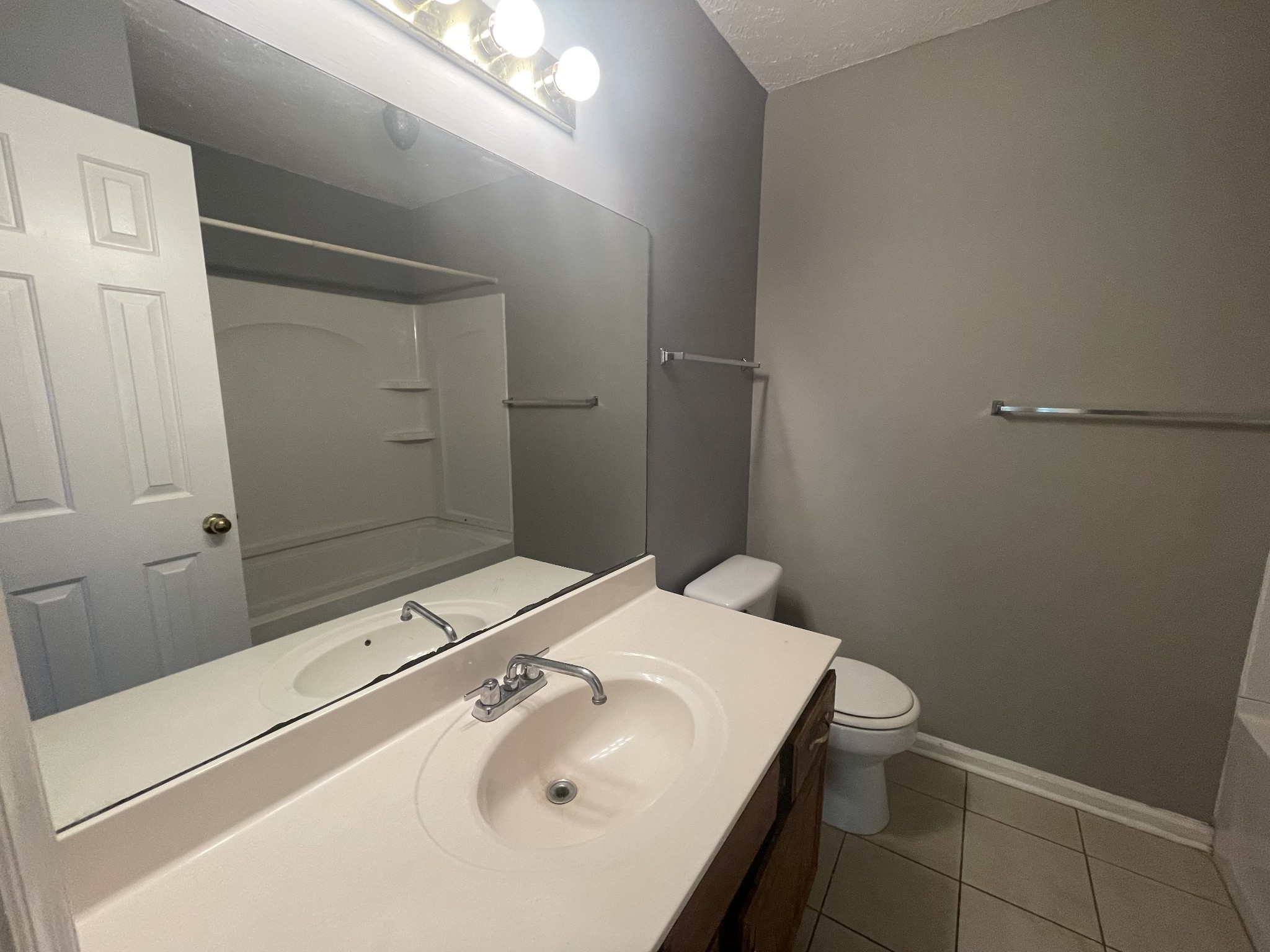 2505 Tinnell Court, Unit 2505 Murfreesboro, TN 37129 - Photo 6 of 11 a bathroom with a sink and a toilet