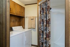 361 Lagoon Lane Silverthorne, CO 80498 - Photo 16 of 24 a utility room with dryer and washer
