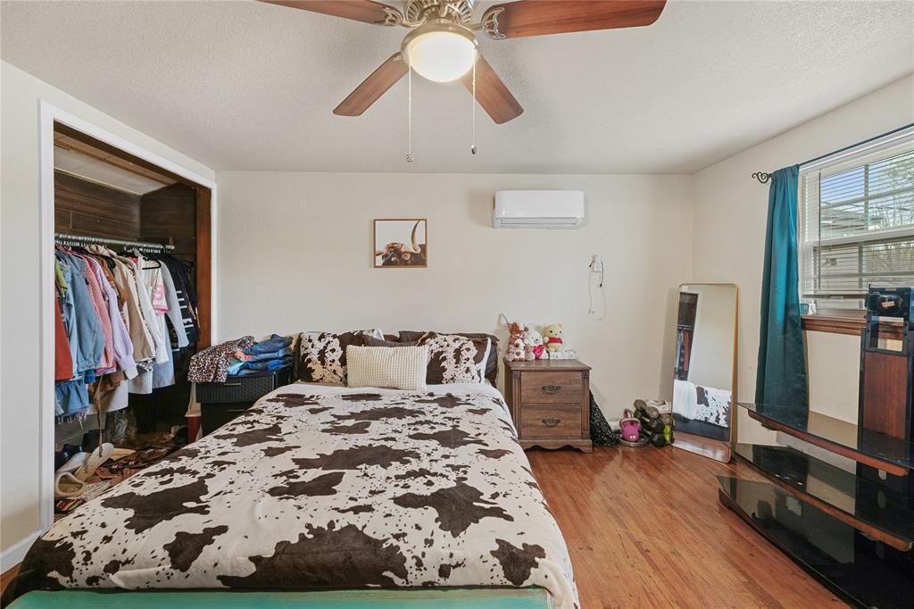 315 Ritchey Street Gainesville, TX 76240 - Photo 6 of 8