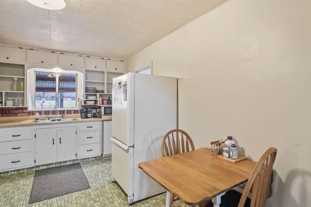 $345,000 | 2202 6th Street, Ceres, CA 95307