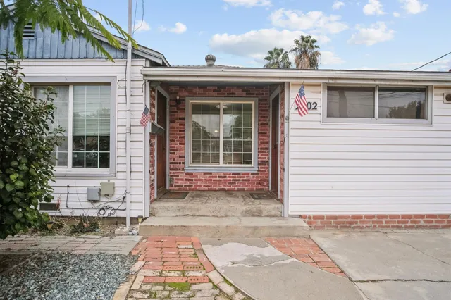 $345,000 | 2202 6th Street, Ceres, CA 95307