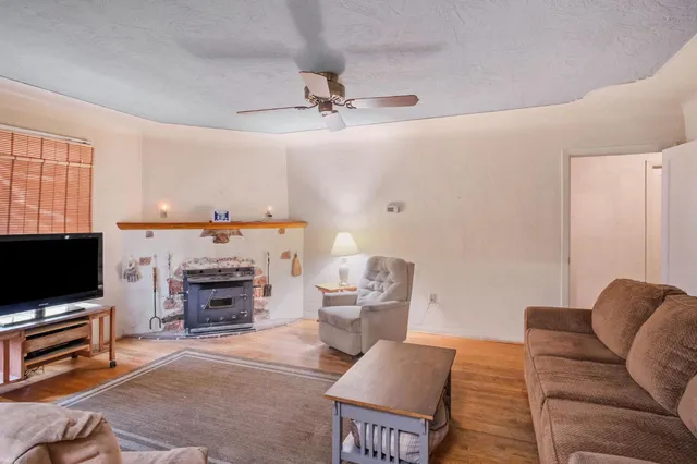 $345,000 | 2202 6th Street, Ceres, CA 95307