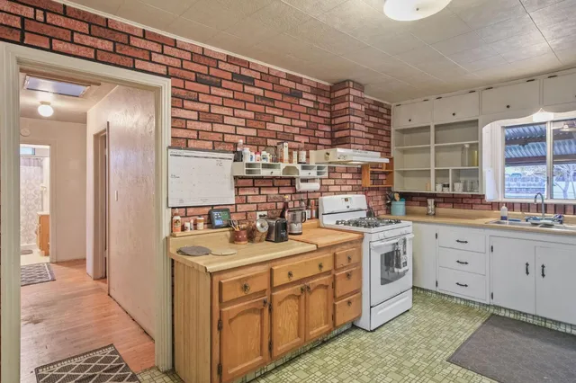 $345,000 | 2202 6th Street, Ceres, CA 95307