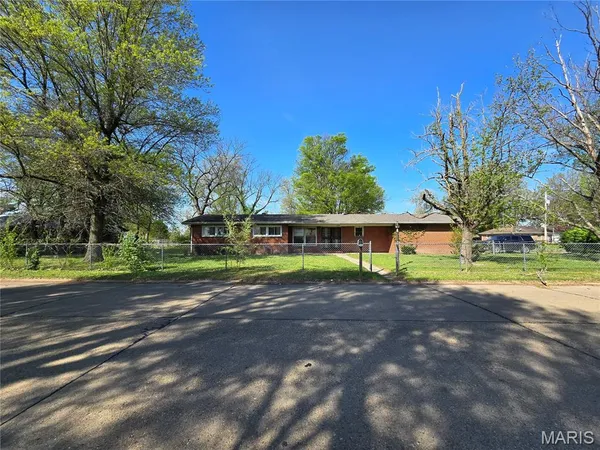 $84,900 | 601 Carroll Street, Sikeston, MO 63801