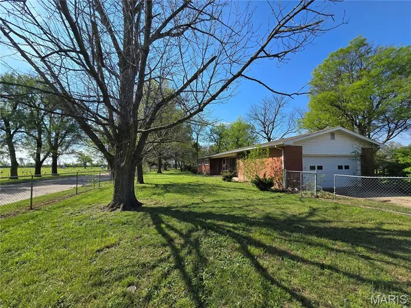 $84,900 | 601 Carroll Street, Sikeston, MO 63801
