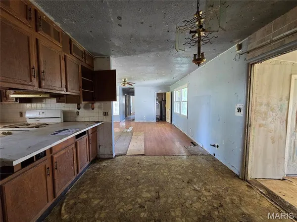 $84,900 | 601 Carroll Street, Sikeston, MO 63801