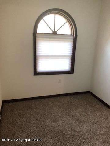 230 Coach Road Tobyhanna, PA 18466 - Photo 15 of 19 IMG_2771