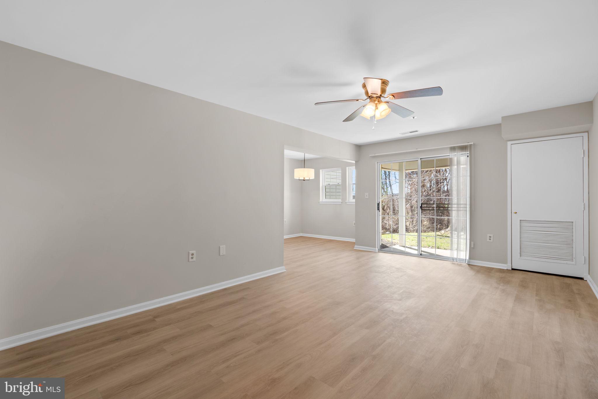 8377 Montgomery Run Road, Unit A Ellicott City, MD 21043 - Photo 6 of 31 Living Room
