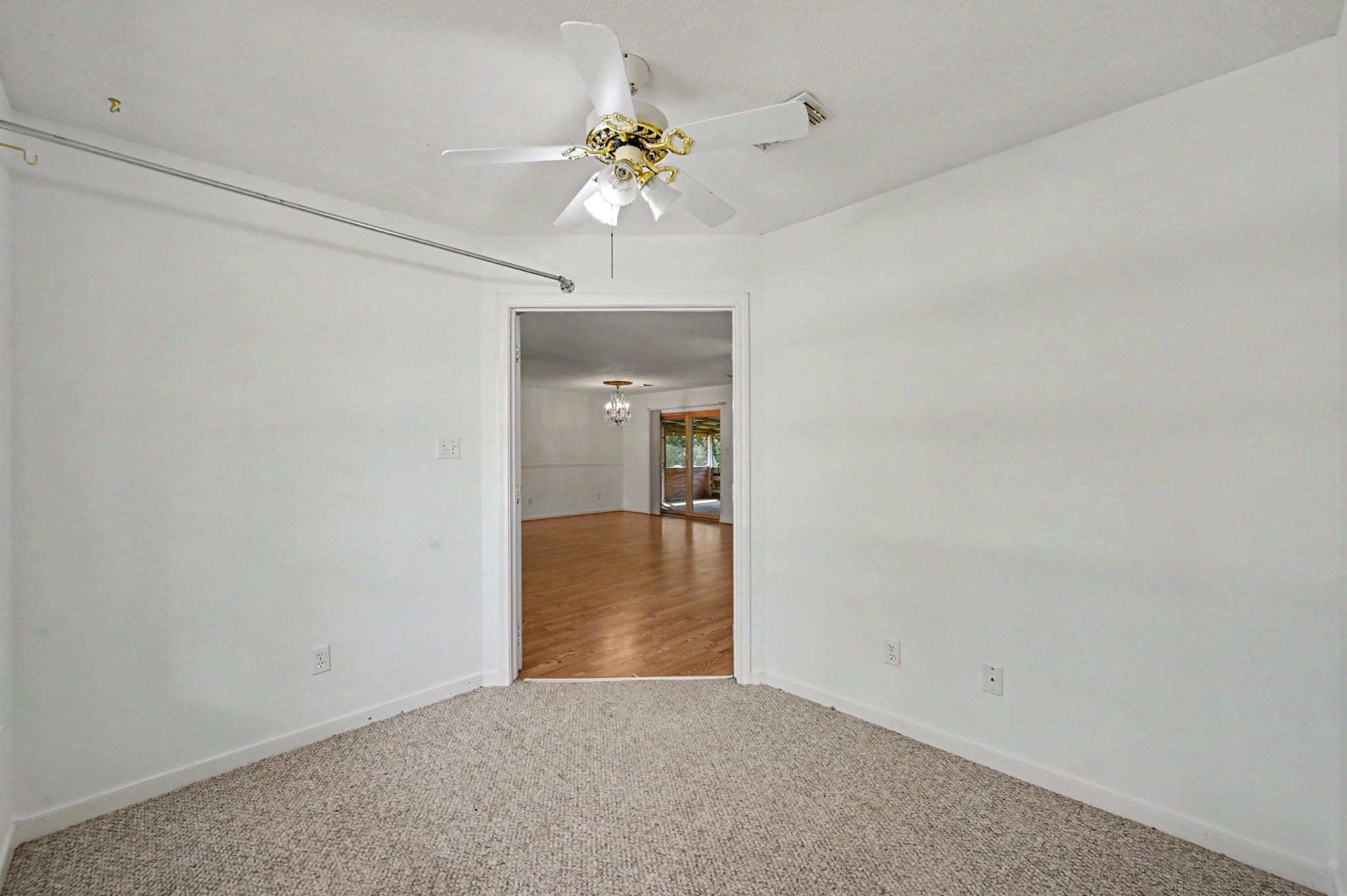 10690 Tanyard Road Willis, TX 77378 - Photo 7 of 43 Extra room/flex space