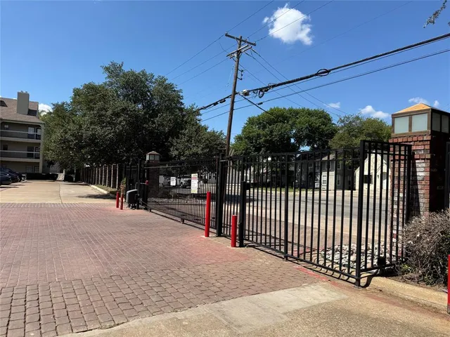 $1,475 | 4800 West Lovers Lane, Unit 303, Dallas, TX 75209