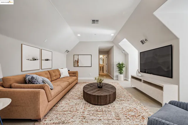 $4,345,000 | 21 Samantha Drive, Lafayette, CA 94549