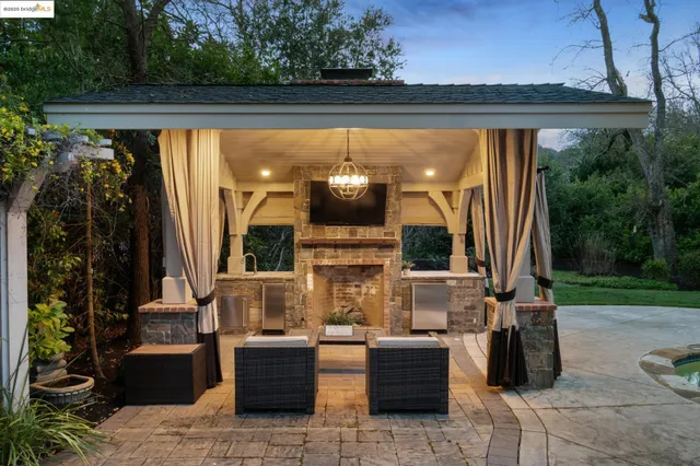 $4,345,000 | 21 Samantha Drive, Lafayette, CA 94549