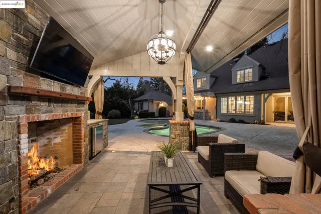 $4,345,000 | 21 Samantha Drive, Lafayette, CA 94549