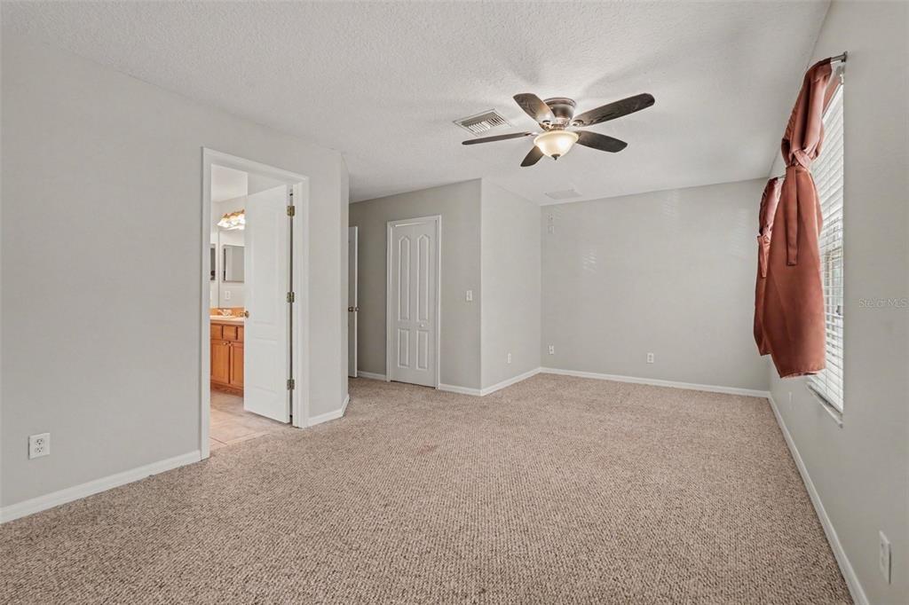 10536 Shady Falls Court Riverview, FL 33578 - Photo 8 of 27 Gallery Image 8