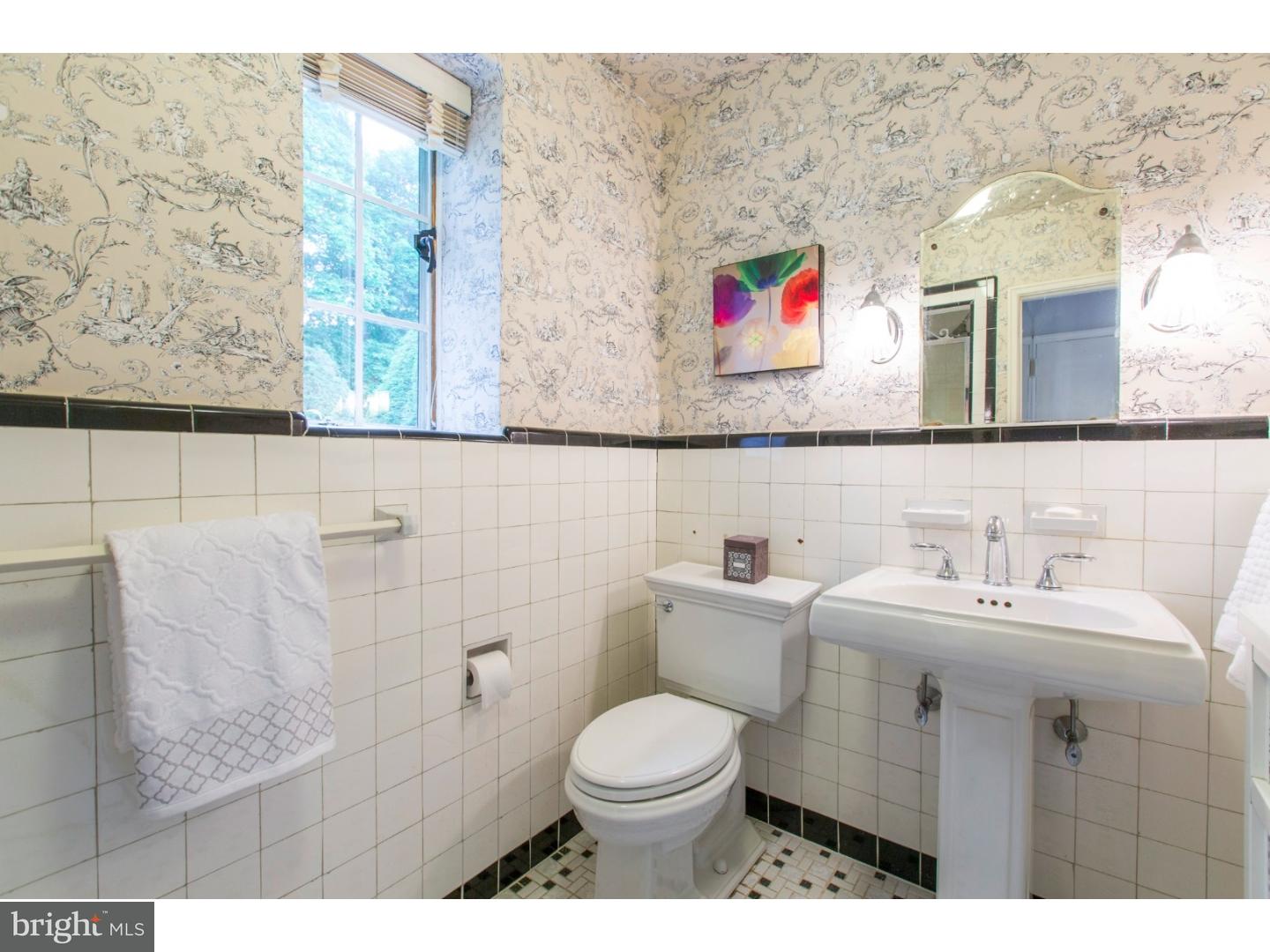 206 Hewett Road Wyncote, PA 19095 - Photo 15 of 24 Bathroom