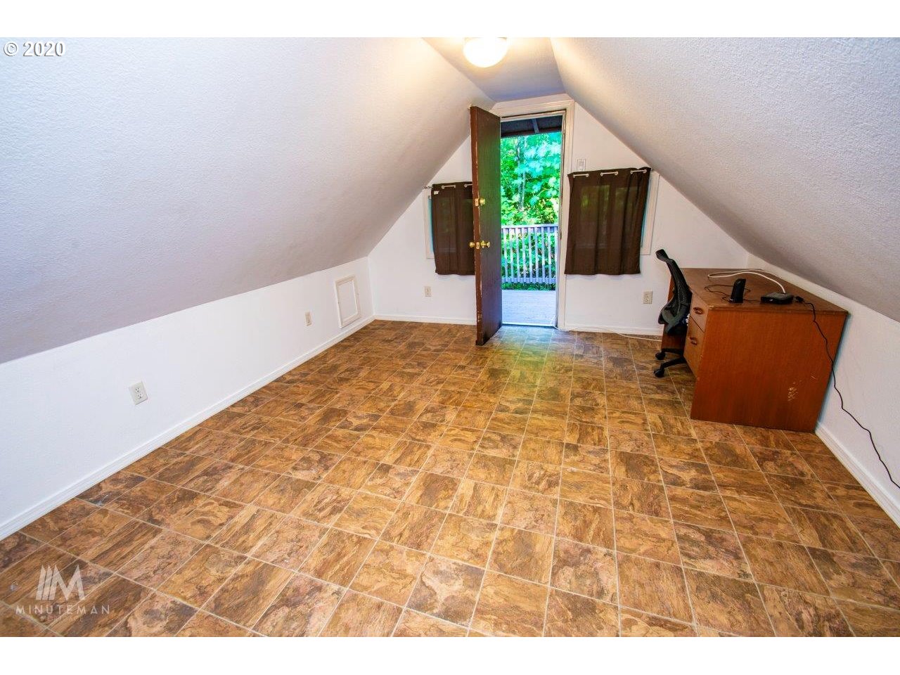 27480 Northwest Timber Road Forest Grove, OR 97116 - Photo 12 of 20 Gallery Image 12