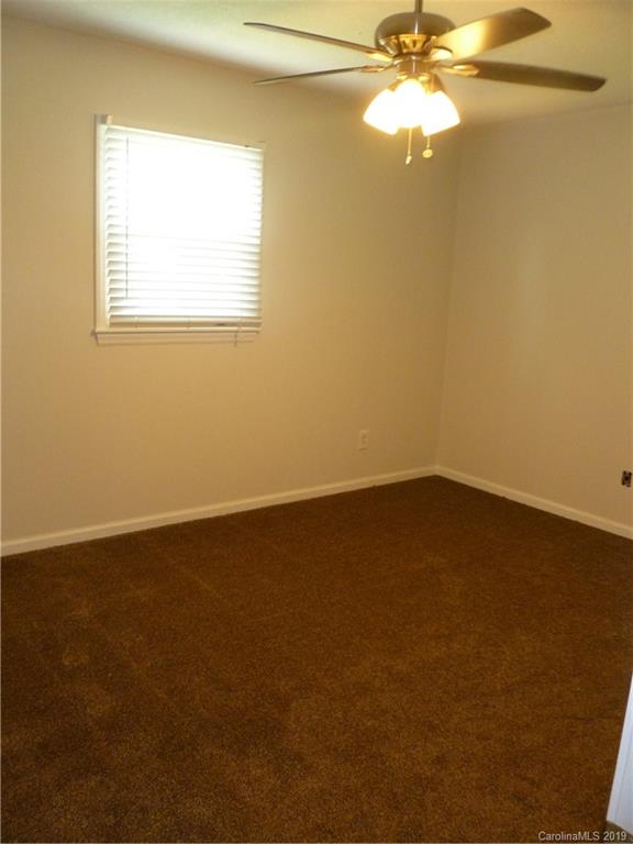 2513 South Point Road Belmont, NC 28012 - Photo 6 of 10 Gallery Image 6