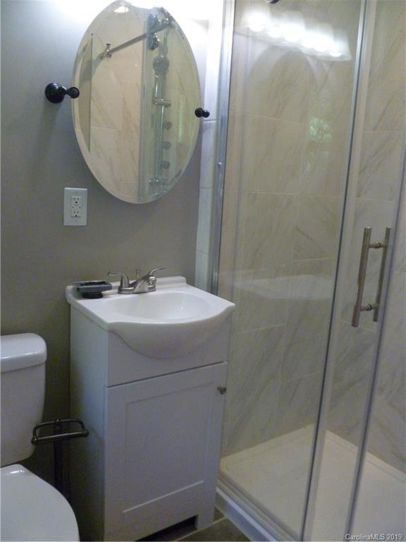 2513 South Point Road Belmont, NC 28012 - Photo 7 of 10 Gallery Image 7