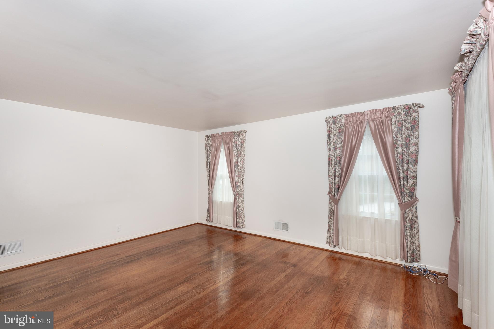 307 Kendigs Mill Road Owings Mills, MD 21117 - Photo 5 of 35 Gallery Image 5