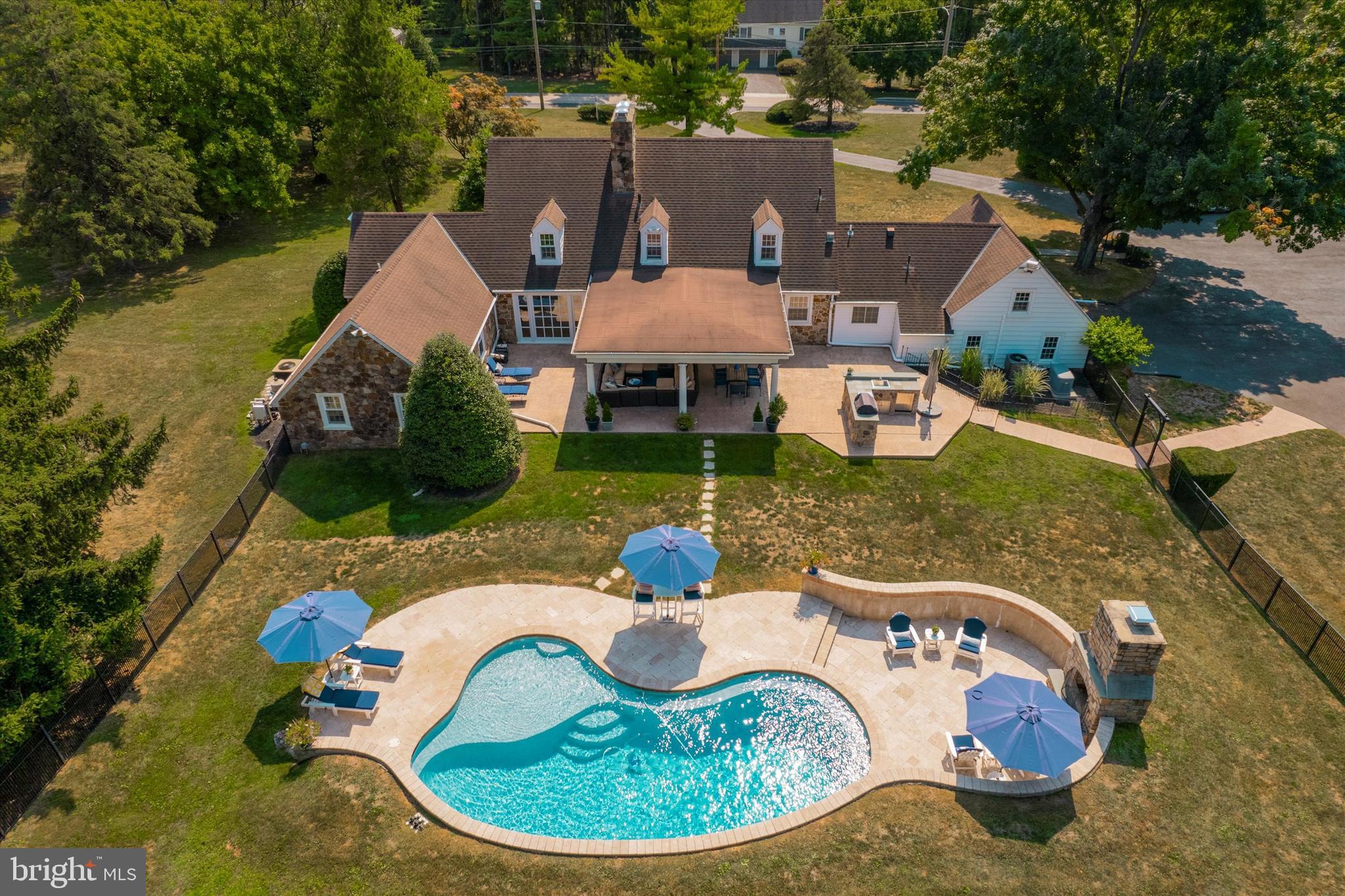 6003 Cricket Road Flourtown, PA 19031 - Photo 4 of 64 Back View