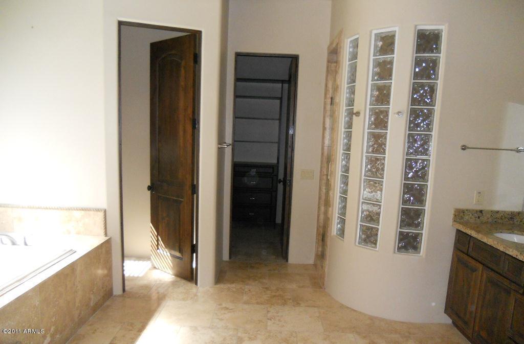 419 West Olesen Road Phoenix, AZ 85085 - Photo 18 of 23 MASTER BATHROOM