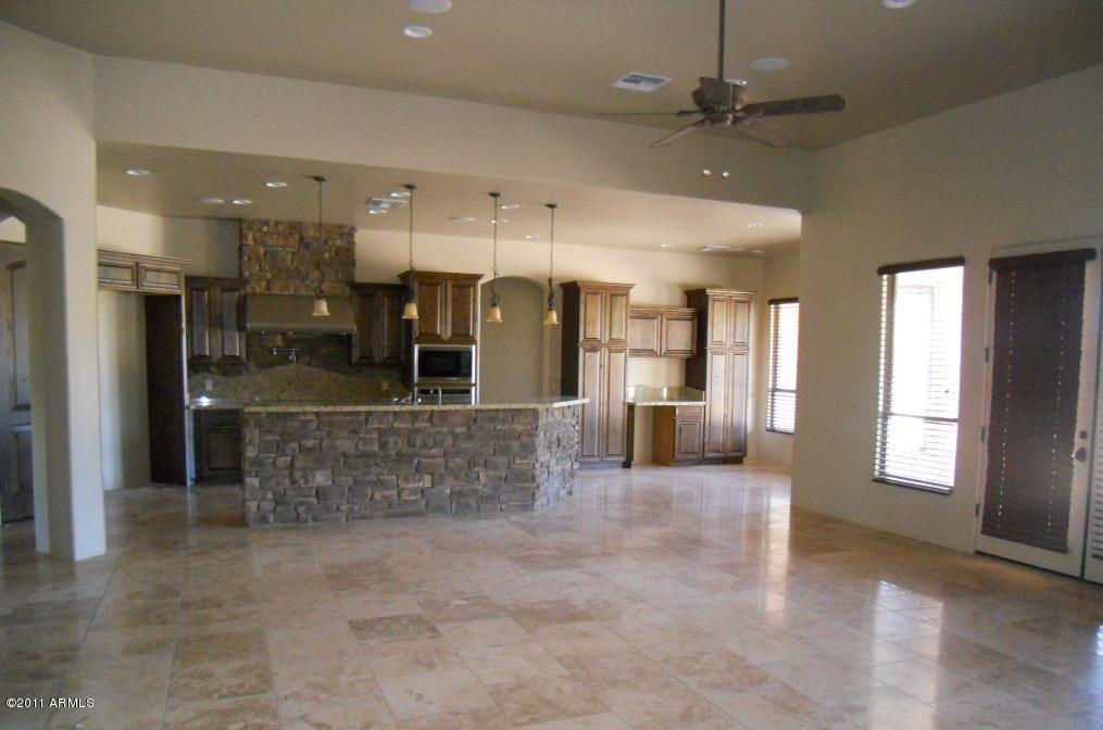419 West Olesen Road Phoenix, AZ 85085 - Photo 5 of 23 GREAT ROOM AREA