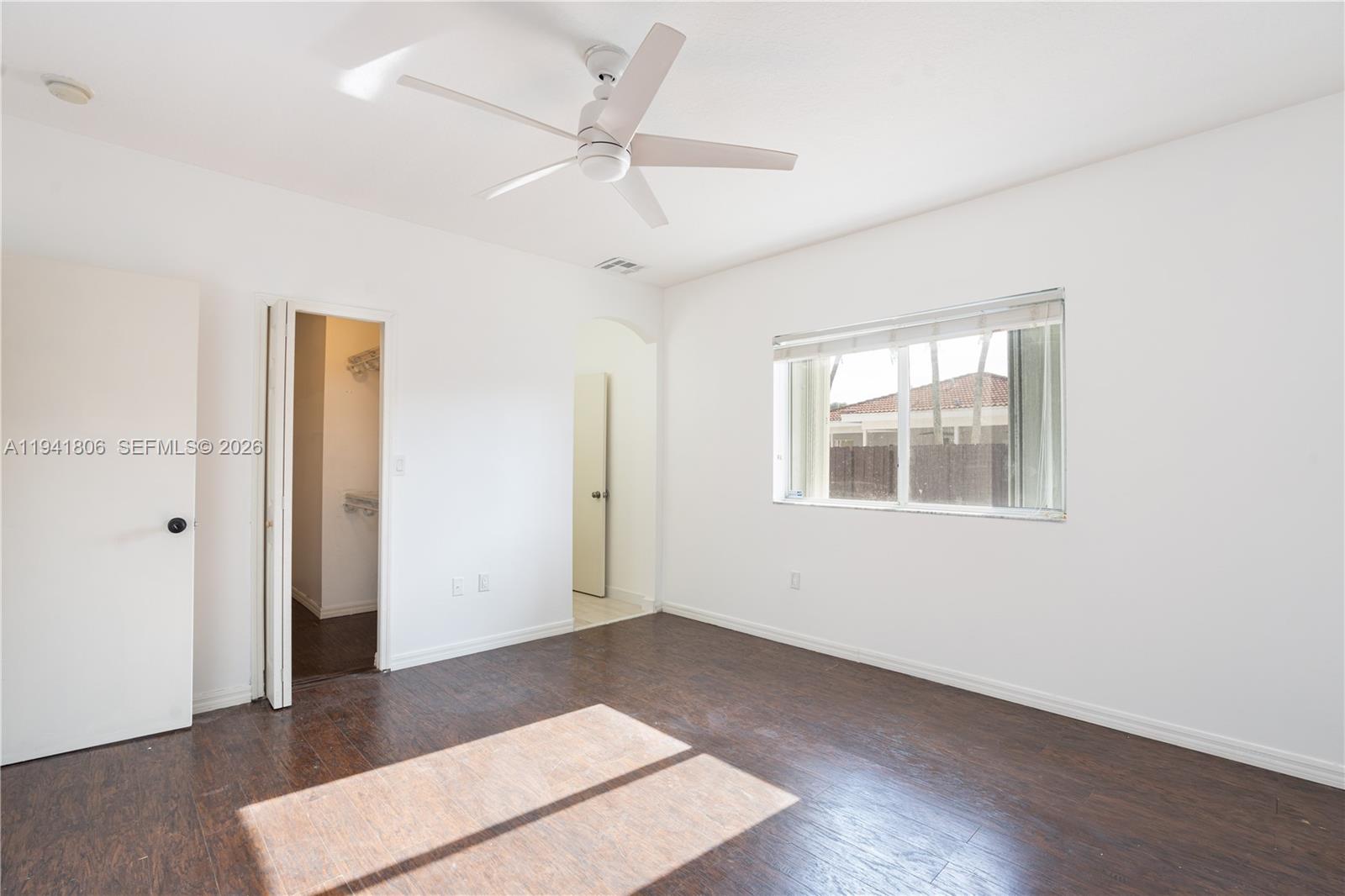 5655 Southwest 163rd Path Miami, FL 33193 - Photo 11 of 33