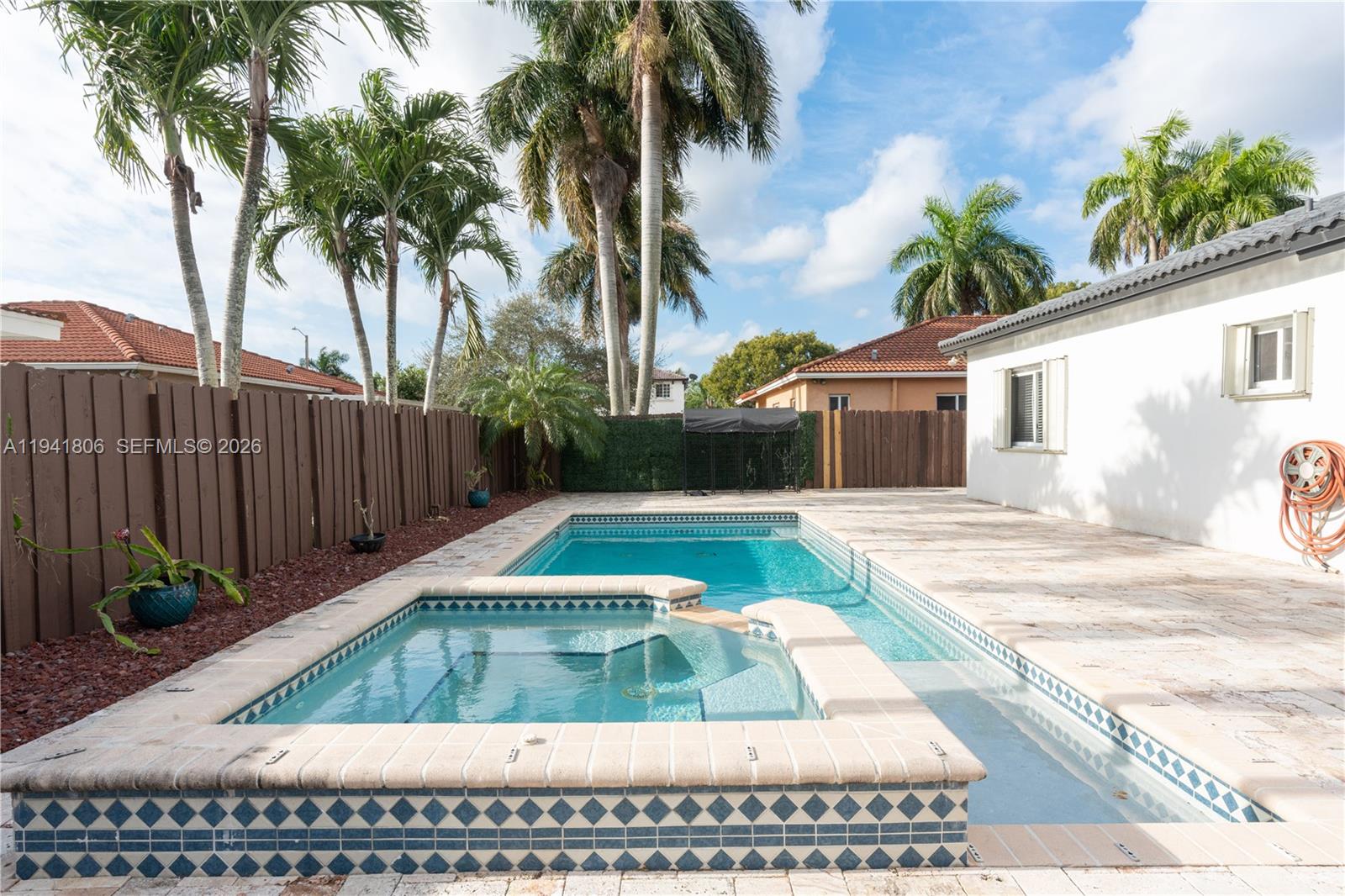 5655 Southwest 163rd Path Miami, FL 33193 - Photo 21 of 33