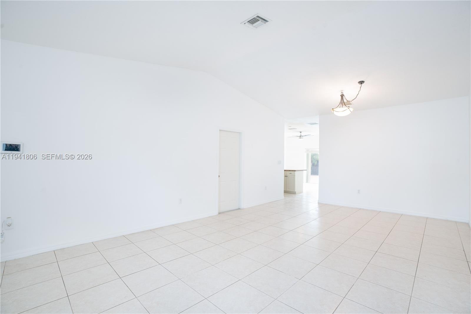 5655 Southwest 163rd Path Miami, FL 33193 - Photo 7 of 33