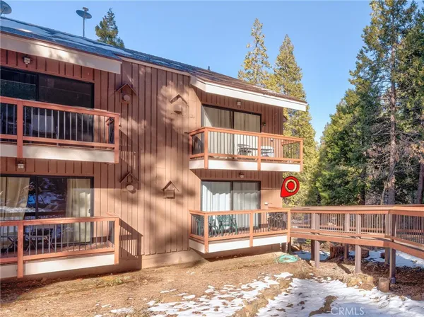 $545,000 | 7540 Henness Circle, Unit B101, Yosemite National Park, CA 95389