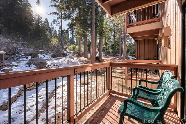 $545,000 | 7540 Henness Circle, Unit B101, Yosemite National Park, CA 95389