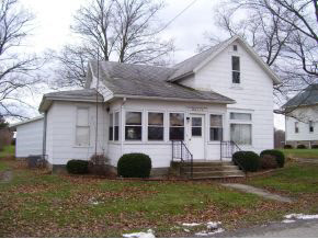 2029 East 4th Street Rochester, IN 46975 - Photo 1 of 5