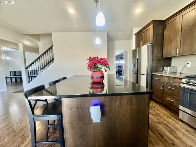 $790,000 | 277 Southwest Mount Rainier Street, McMinnville, OR 97128