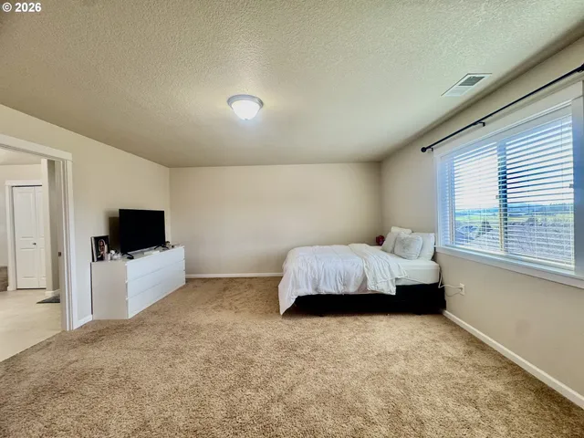 $790,000 | 277 Southwest Mount Rainier Street, McMinnville, OR 97128