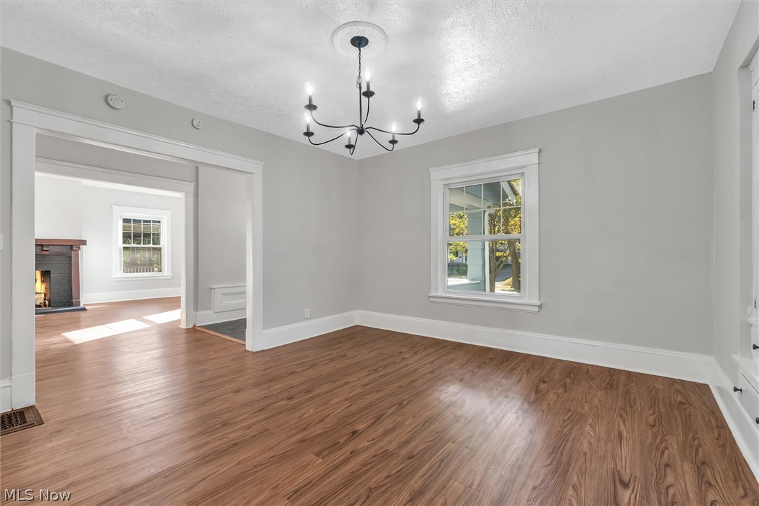 3153 Whitethorn Road Cleveland, OH 44118 - Photo 6 of 33