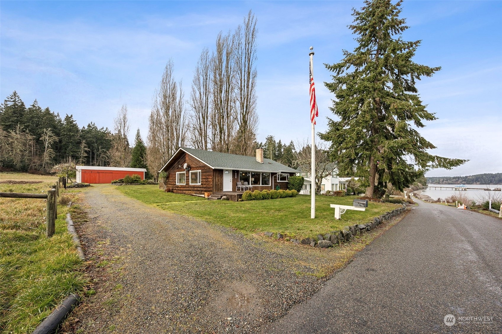 9026 Villa Beach Road Anderson Island, WA 98303 - Photo 11 of 34 Gallery Image 11