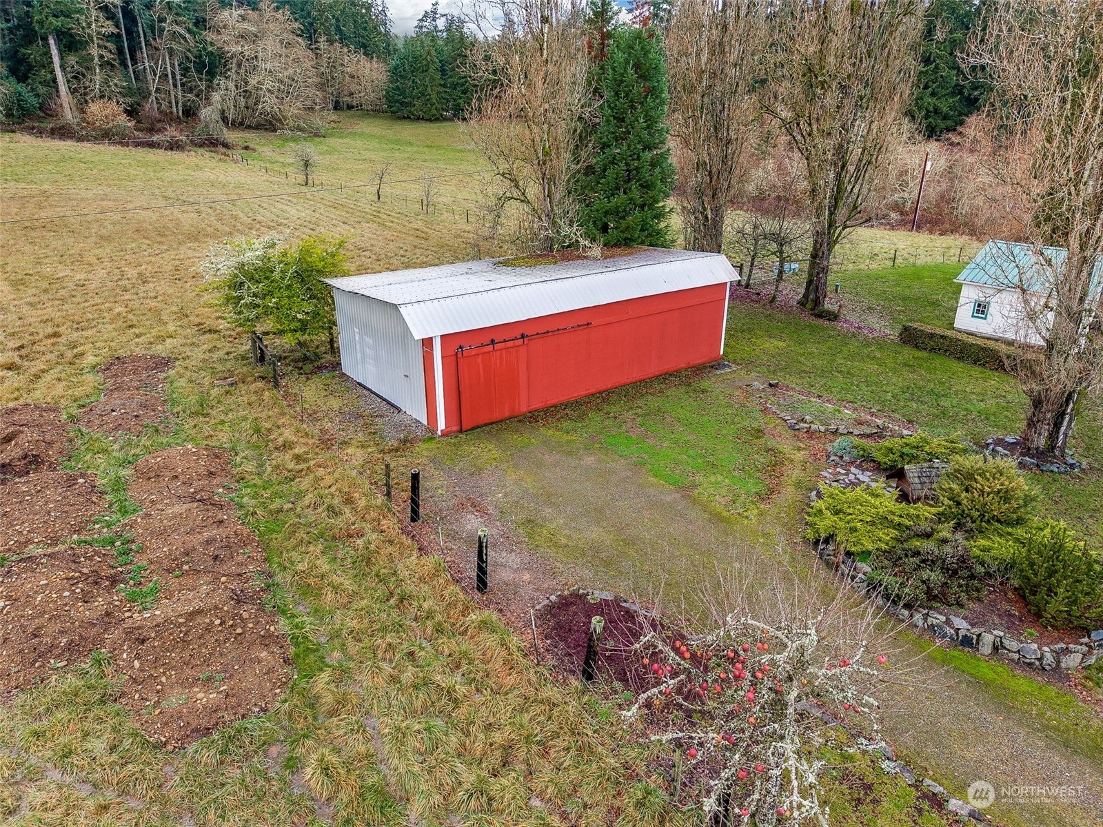 9026 Villa Beach Road Anderson Island, WA 98303 - Photo 17 of 34 Gallery Image 17