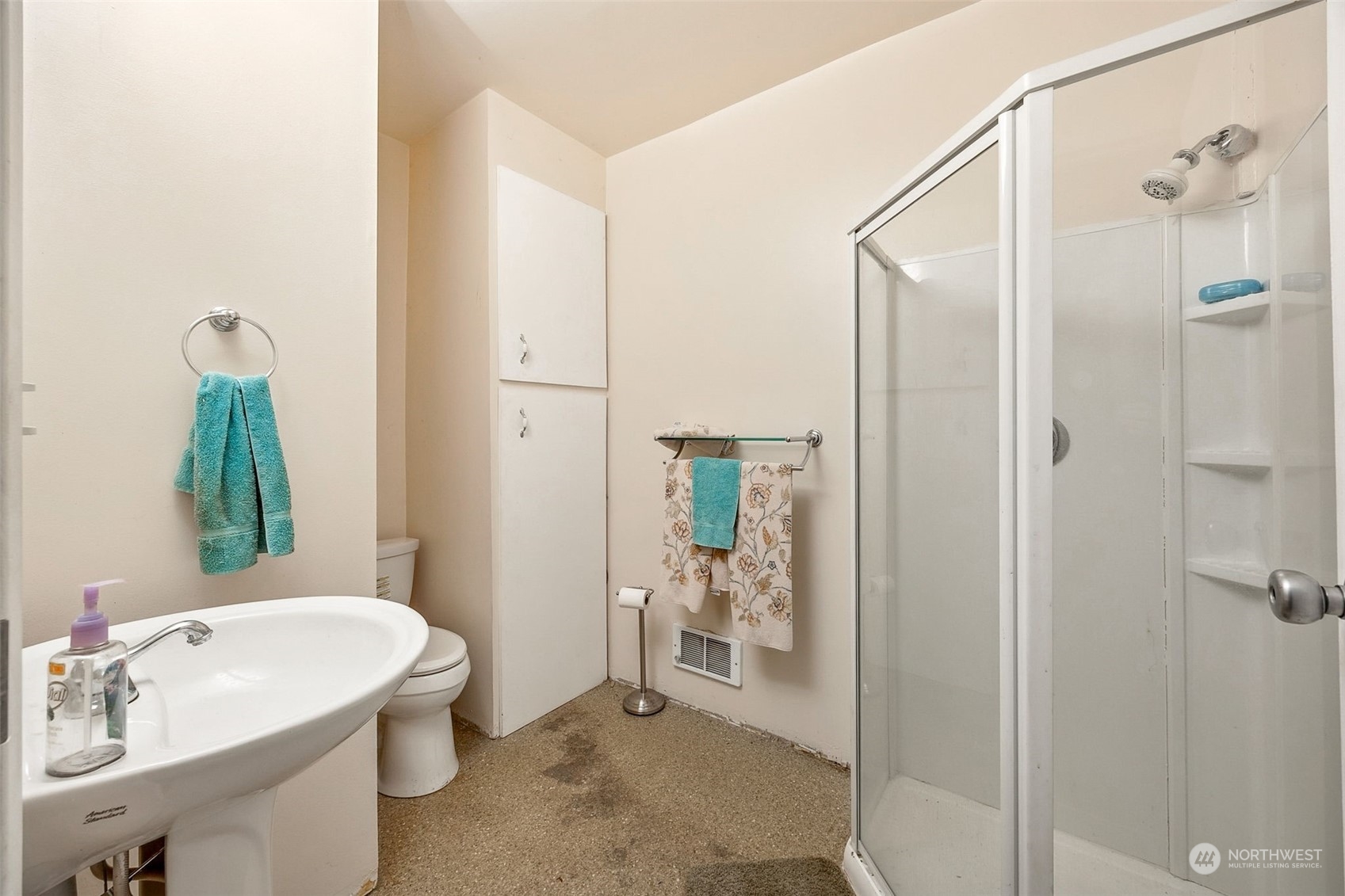 9026 Villa Beach Road Anderson Island, WA 98303 - Photo 33 of 34 Gallery Image 33