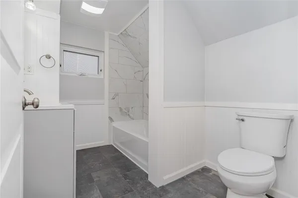 $2,475 | 25 Summit Street, Perinton, NY 14450