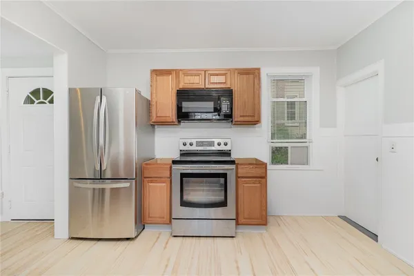 $2,475 | 25 Summit Street, Perinton, NY 14450