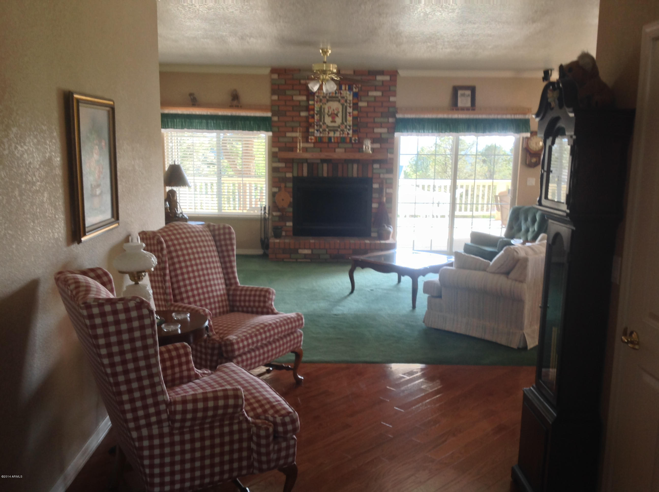 206 North Trailwood Road Payson, AZ 85541 - Photo 6 of 32 Living Room