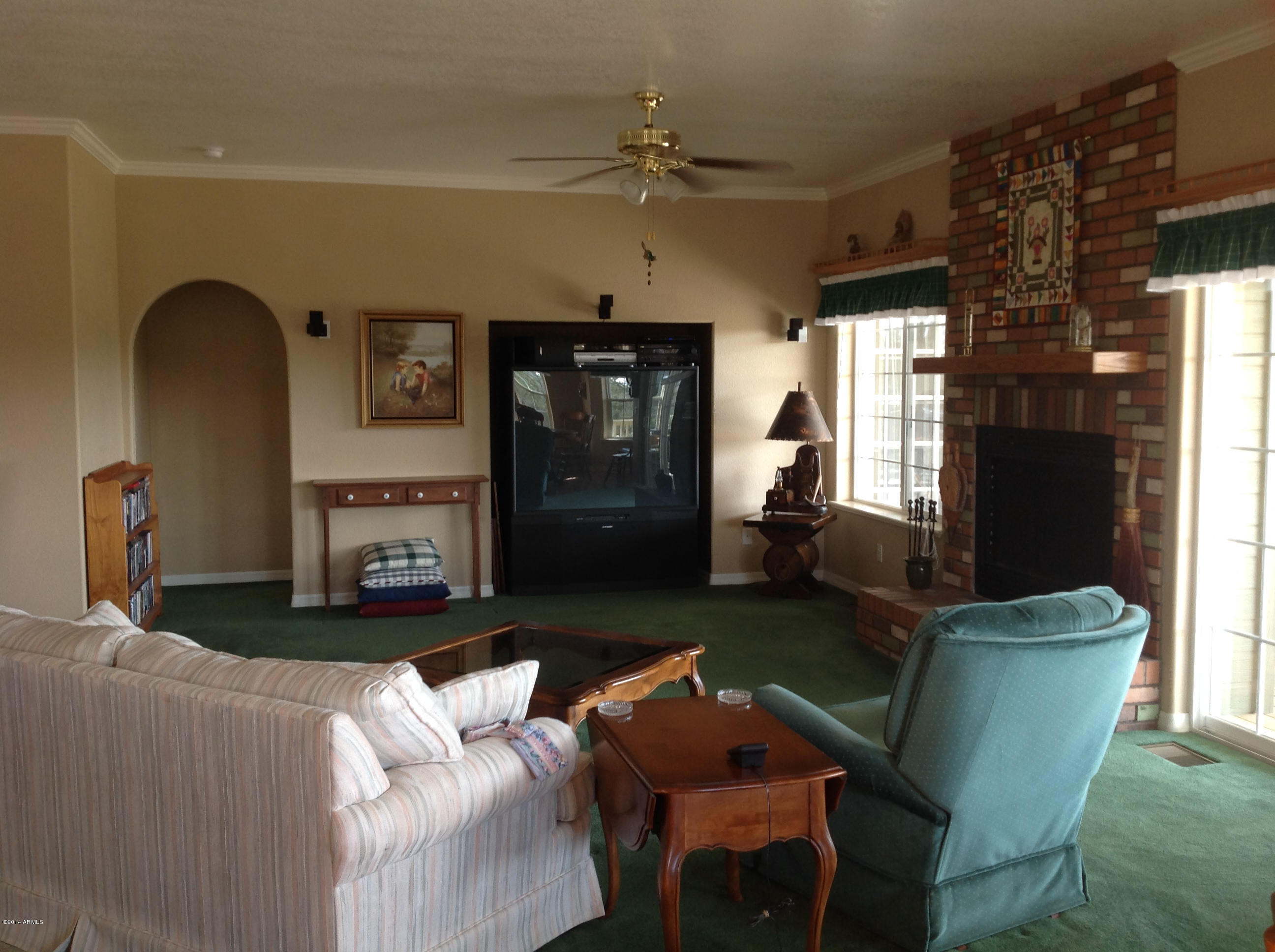206 North Trailwood Road Payson, AZ 85541 - Photo 7 of 32 Living Room