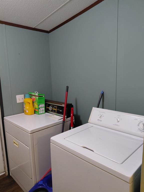 10855 Winrock Road Mooringsport, LA 71060 - Photo 13 of 21 a utility room with dryer and washer