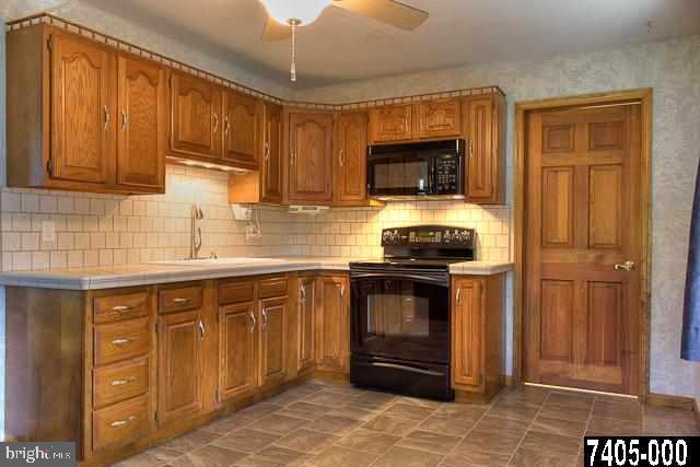 2411 Municipal Road Dover, PA 17315 - Photo 4 of 20 Gallery Image 4