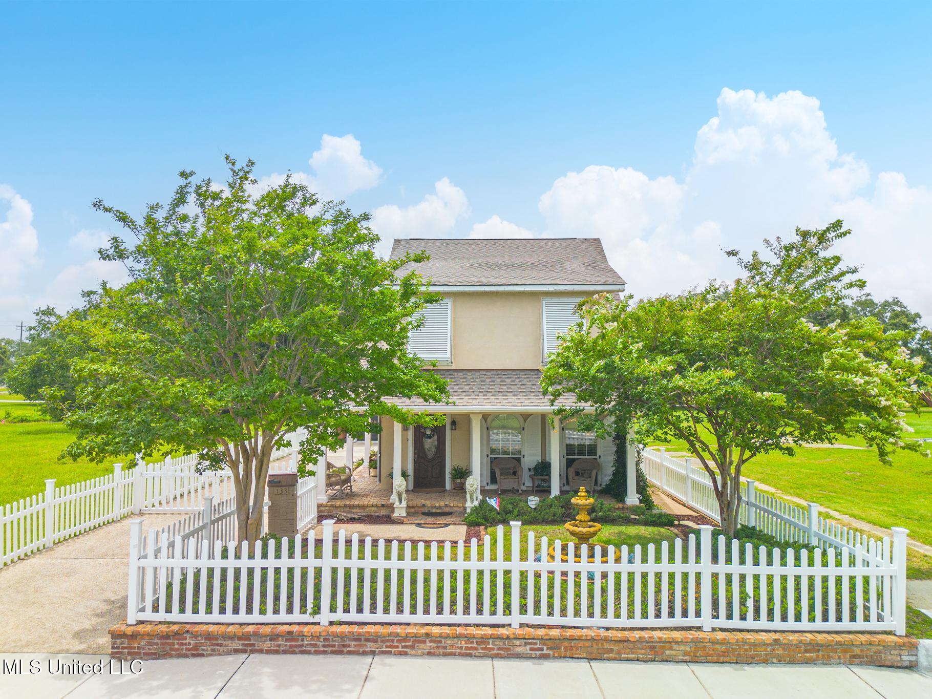 133 Myrtle Street Biloxi, MS 39530 - Photo 7 of 56 133-6
