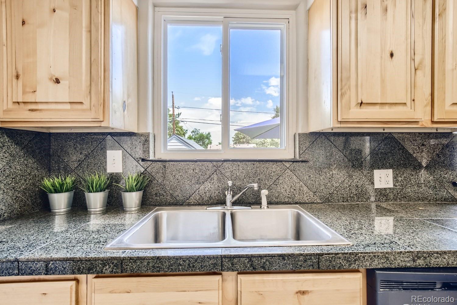 4930 Decatur Street Denver, CO 80221 - Photo 16 of 29 Gallery Image 16