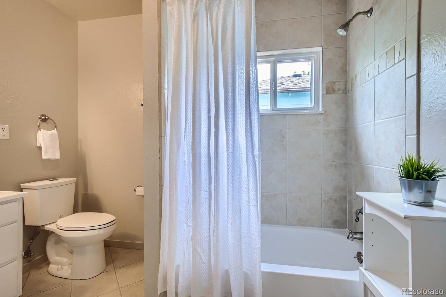4930 Decatur Street Denver, CO 80221 - Photo 20 of 29 Gallery Image 20
