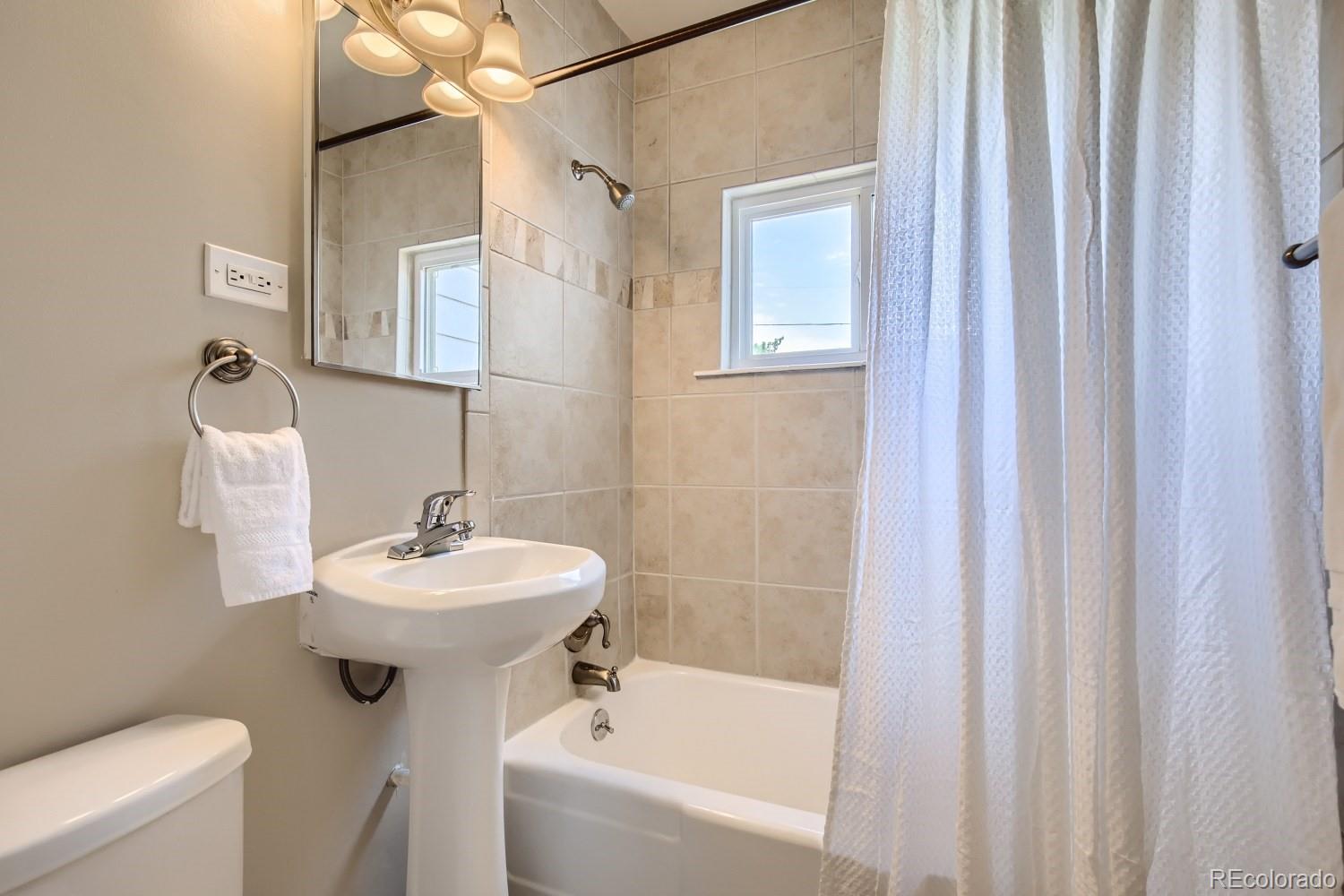 4930 Decatur Street Denver, CO 80221 - Photo 23 of 29 Gallery Image 23
